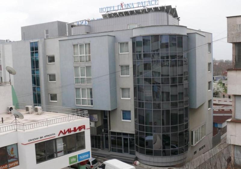 黛安娜皇宫酒店 扬博尔 外观 照片